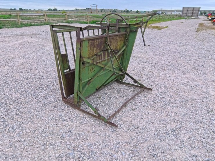 #2039-•-powder-river-calf-table-/-chute-image-5