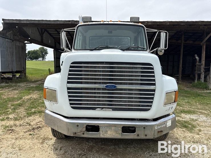 1995-ford-lta9000-image-2