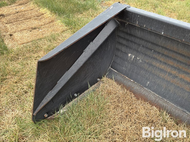 westendorf-10’-snow-scraper-attachment-image-11