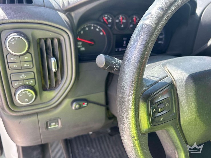 2022-chevrolet-silverado-1500-image-16