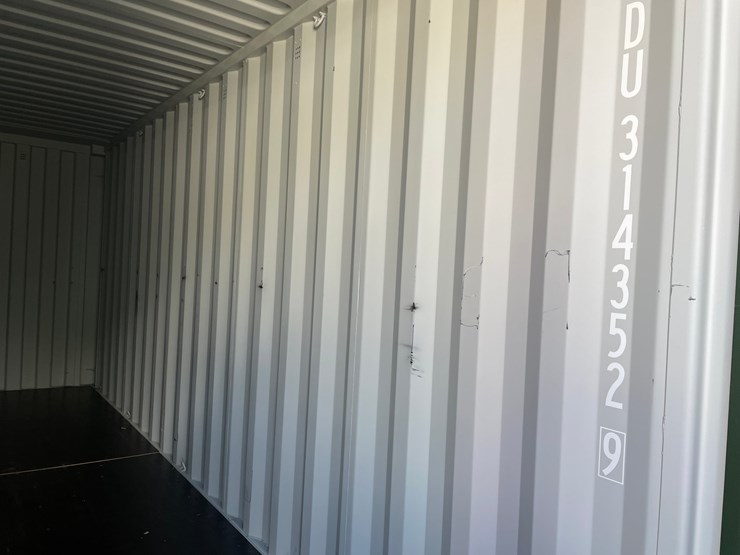 #2434-•-20'-standard-height-shipping-container-image-10