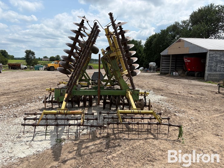 john-deere-230-image-6