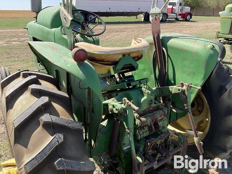 1961-john-deere-2010-image-13