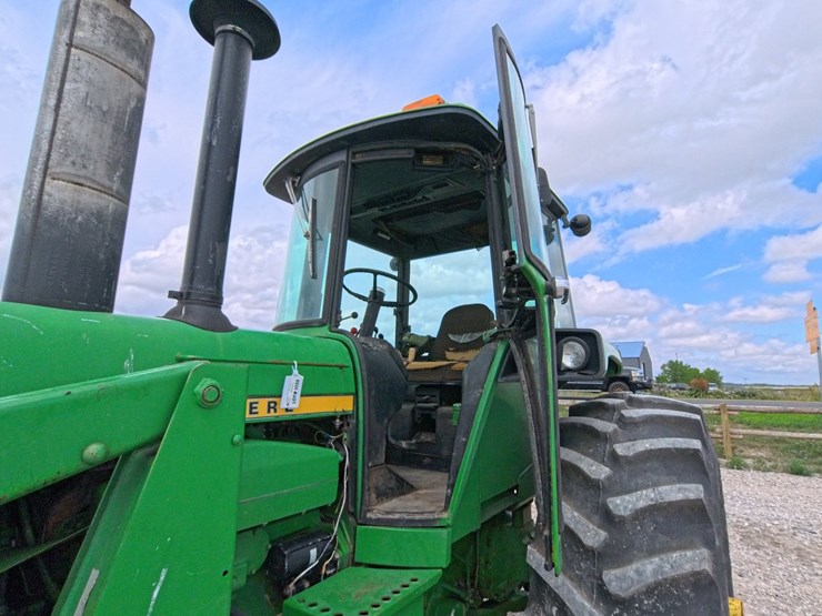 john-deere-4630-image-26