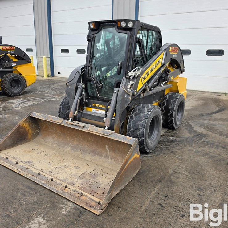 2021 NEW HOLLAND L328