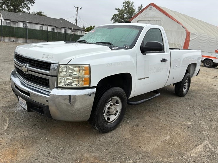 2008-chevrolet-silverado-2500-image-1