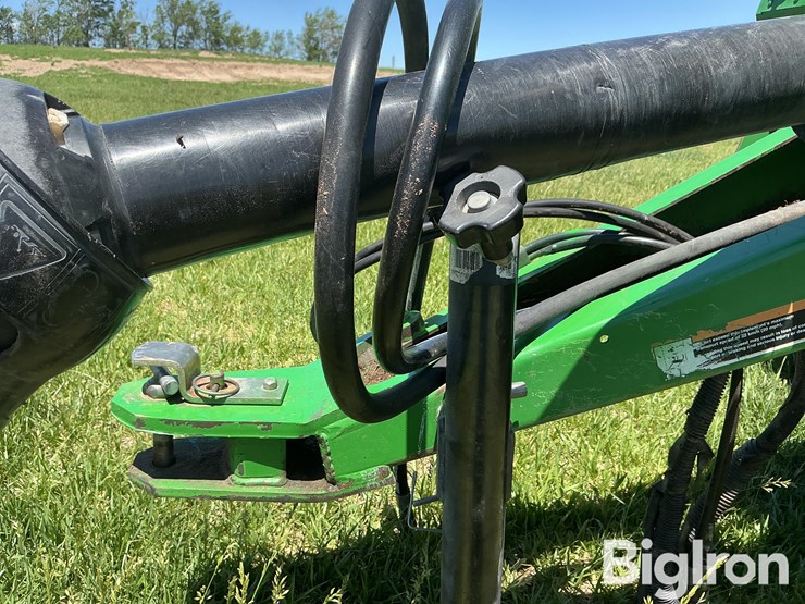 2007-john-deere-568-image-11