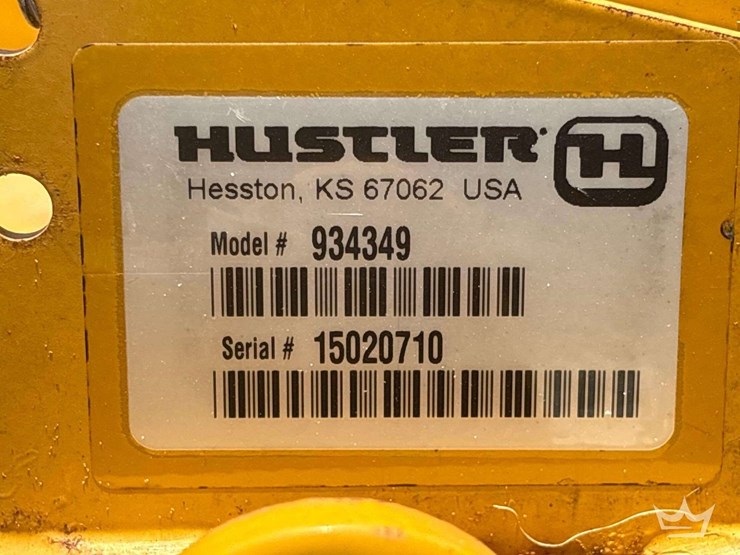 2015-hustler-super-z-72in-zero-turn-mower-image-11