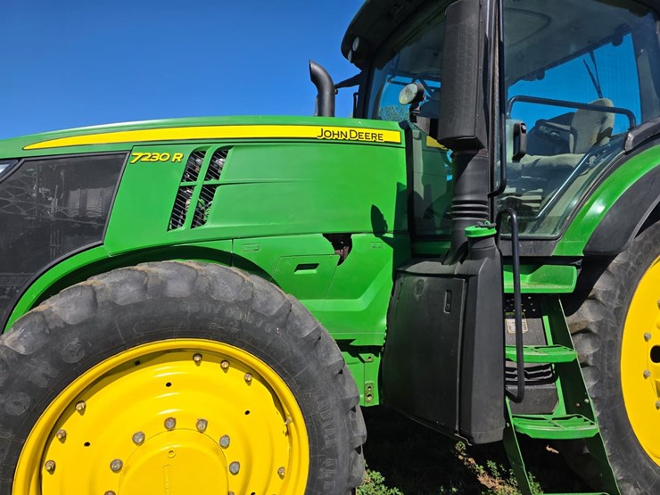 john-deere-7230r-image-14