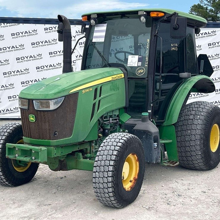 JOHN DEERE 5090M