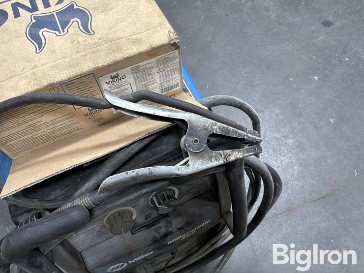 miller-millermatic-252-wire-welder-image-14