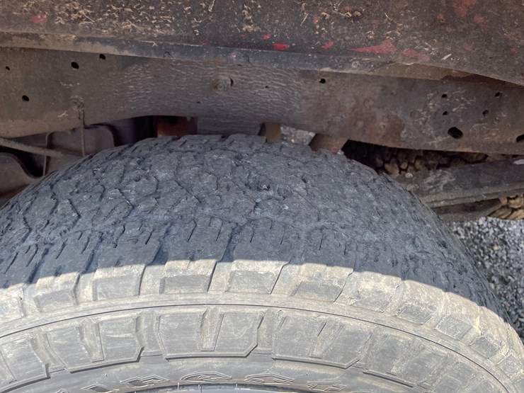 2013-ford-f250-xl-image-12