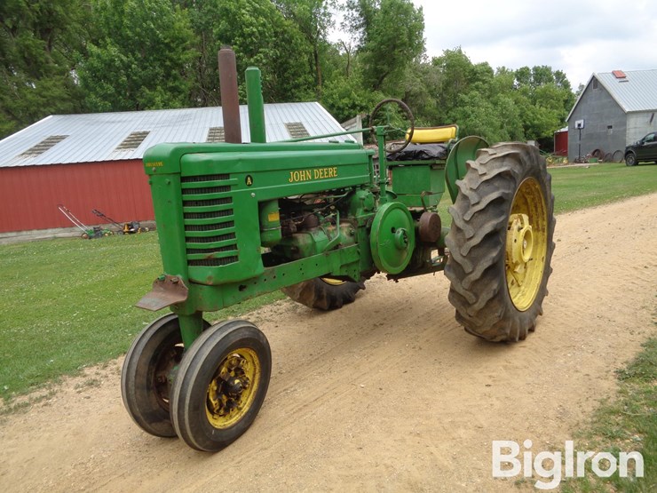 1944-john-deere-a-image-1