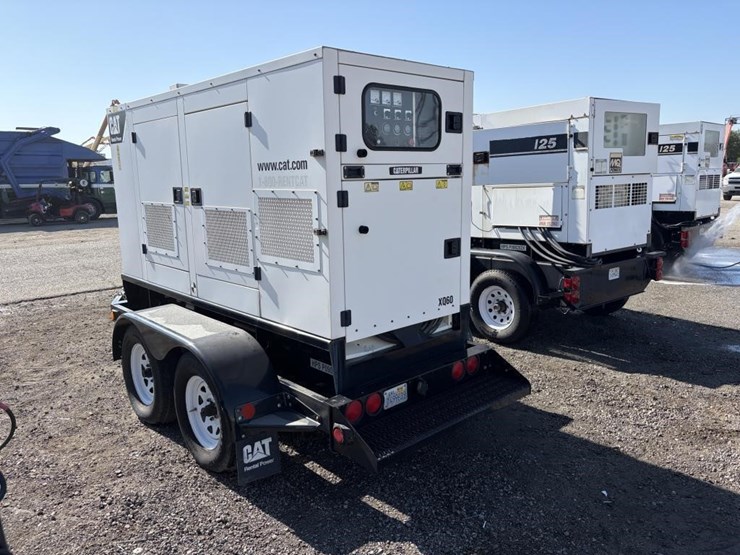 2009-caterpillar-xq60-6-image-4