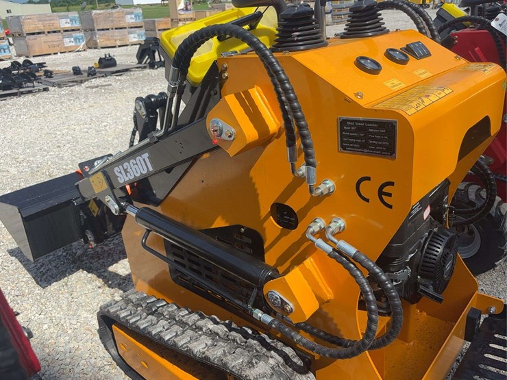 sl360t-tracked-skid-steer-loader-image-16