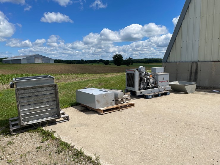 #2896-•-30kw-spectrum-detroit-diesel-generator-image-2