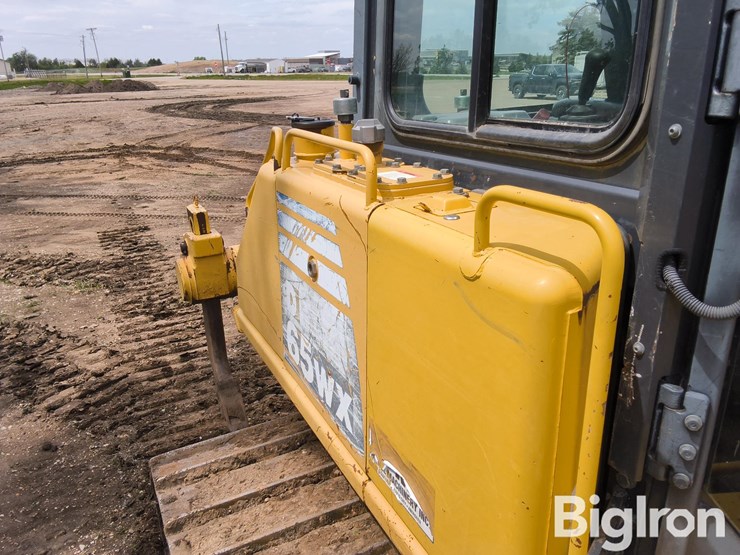 2012-komatsu-d65wx-16-image-12