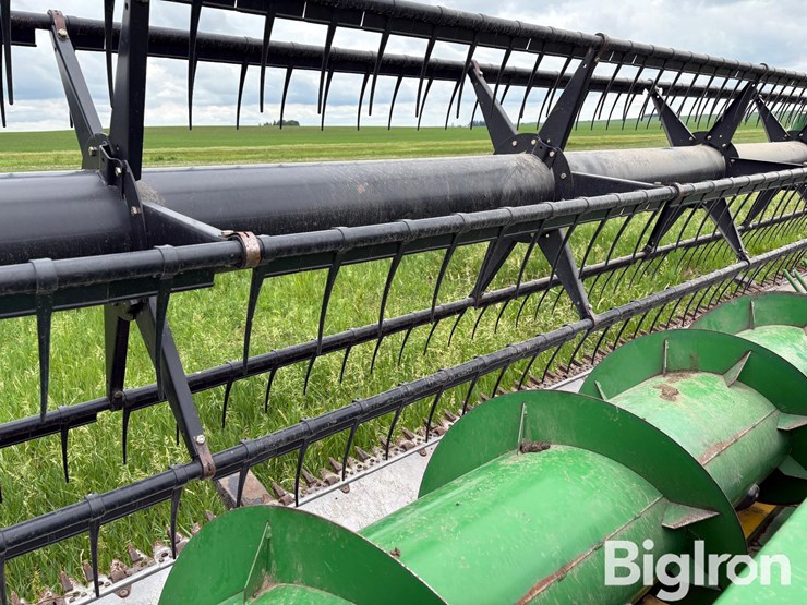 2011-john-deere-630f-image-16