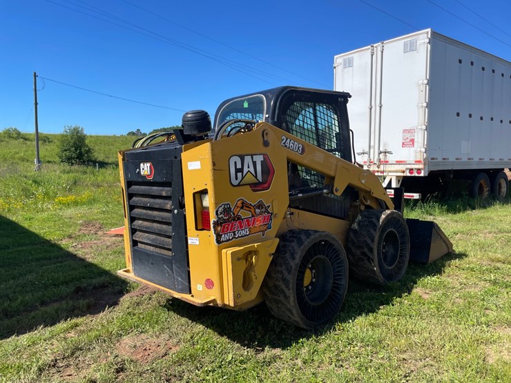 2020-caterpillar-246d3-image-7