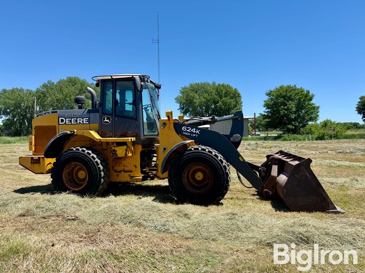 2013-deere-624k-image-4