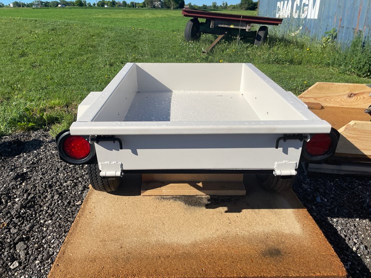 #2869-•-small-white-utility-trailer-(no-title)-image-7