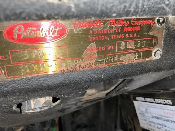 1998-peterbilt-379-image-18