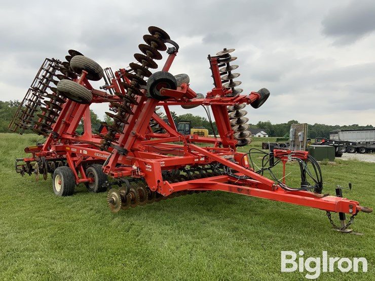 2013-kuhn-krause-excelerator-8000-image-3