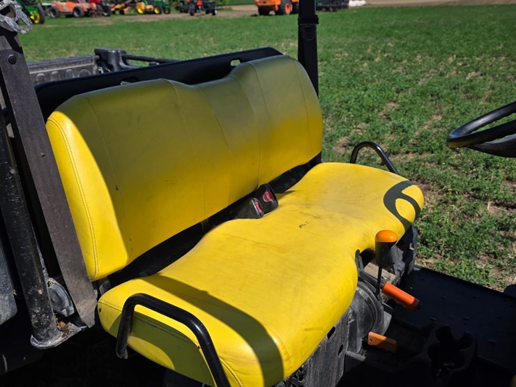 john-deere-gator-image-28
