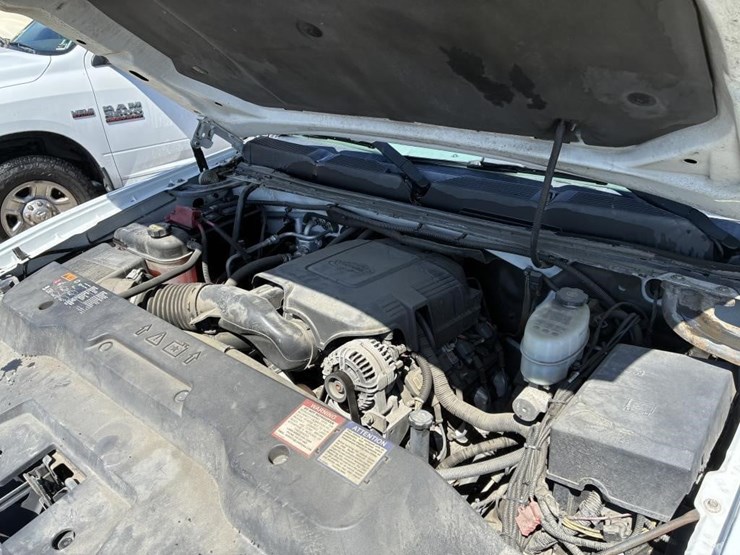 2013-chevrolet-silverado-2500-image-7