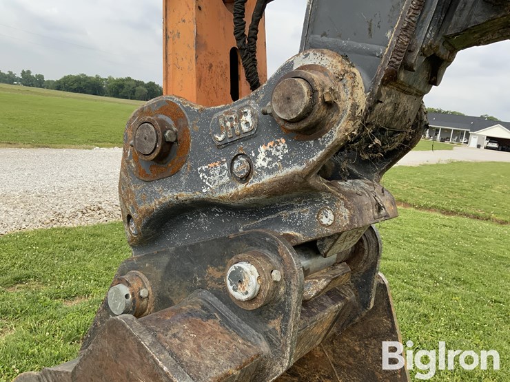2007-deere-240d-lc-image-14