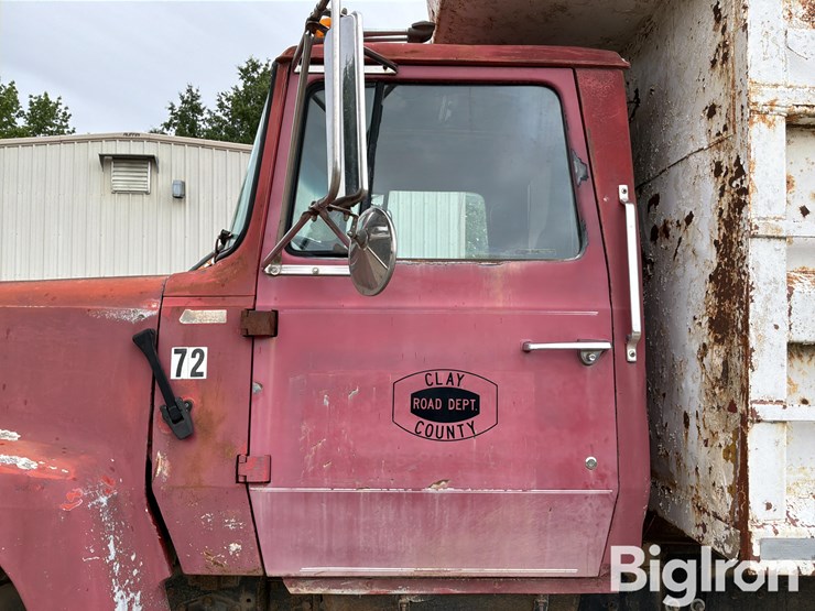 1987-ford-lt8000-image-10