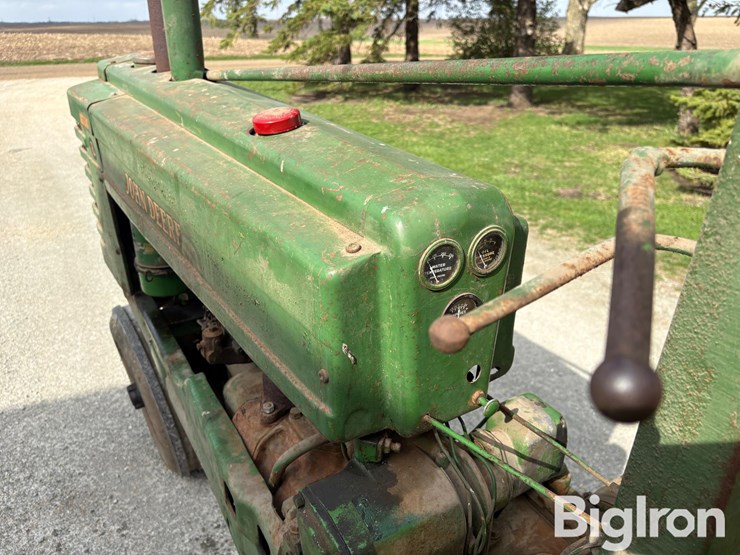 1949-john-deere-b-image-17
