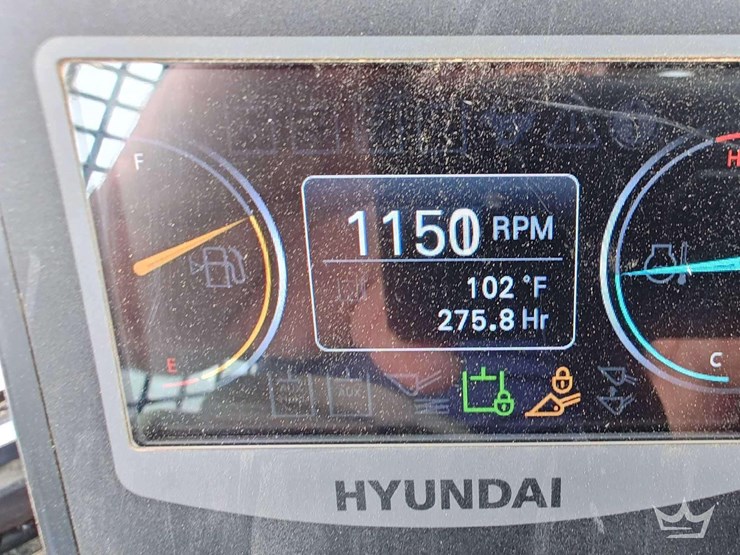 2024-hyundai-ht100v-image-6