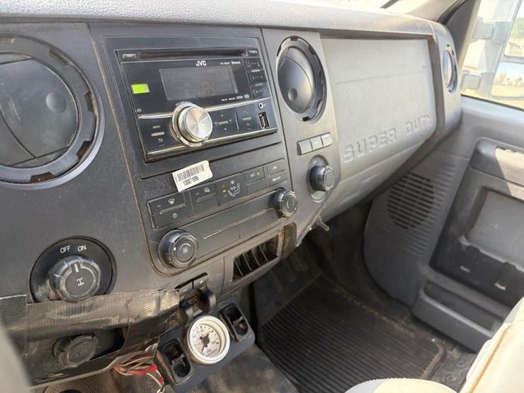 2012-ford-f250-image-19