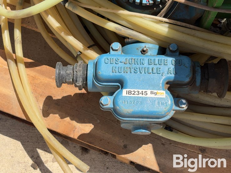 john-blue-24r30-liquid-fertilizer-system-image-11