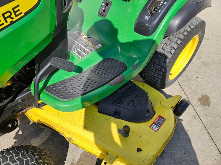 john-deere-d170-image-12