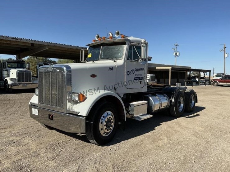 2000-peterbilt-357-image-1