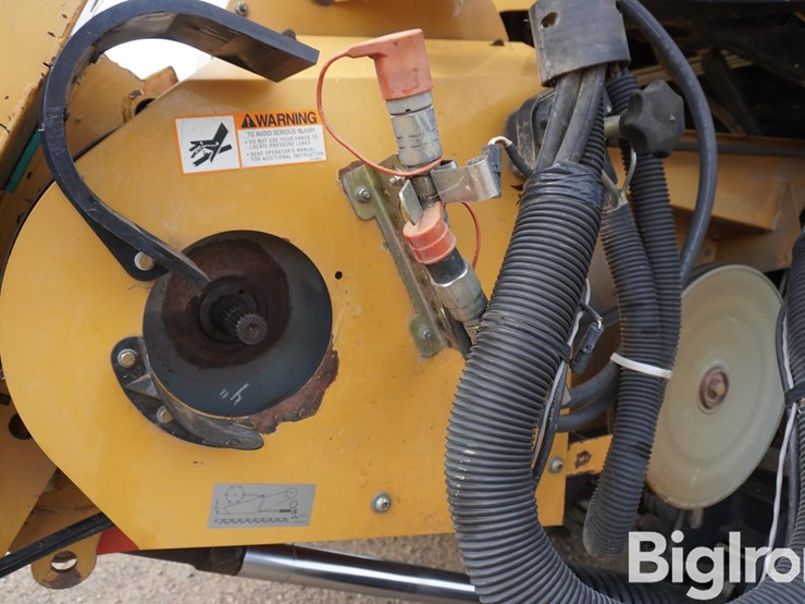 2005-lexion-585r-image-14