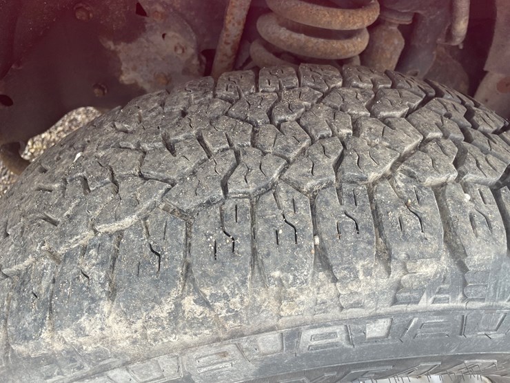 2010-ford-f250-xl-image-10