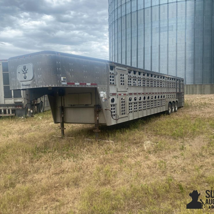 2018 WILSON LIVESTOCK TRAILER