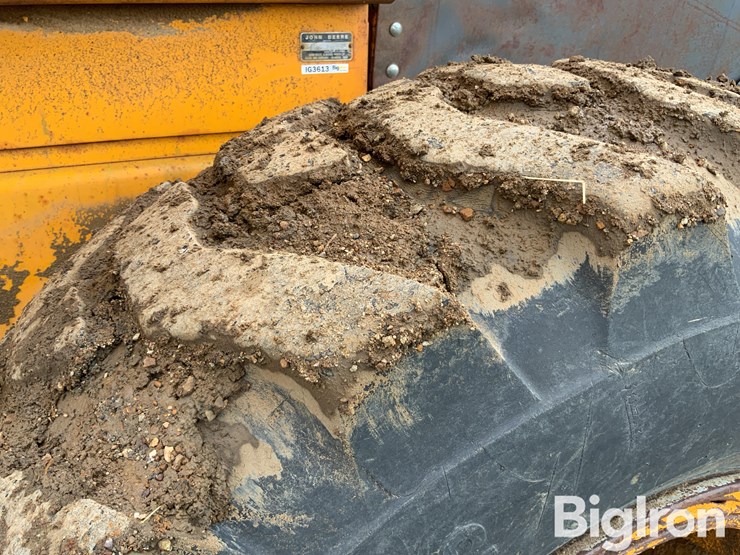 john-deere-544-image-18