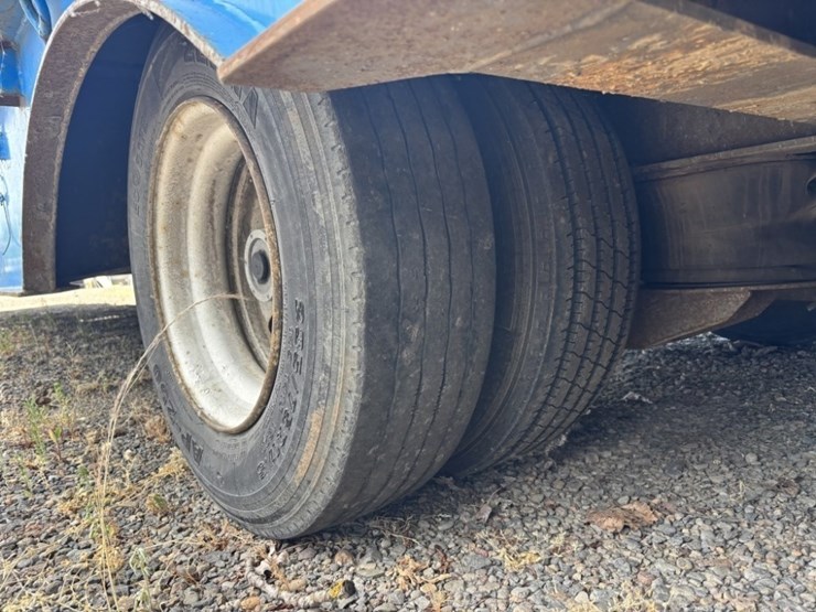 2000-trail-eze-dht7048-t/a-hydraulic-tail-trailer-image-9