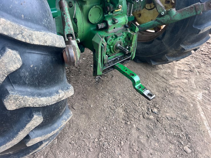 john-deere-4020-image-25
