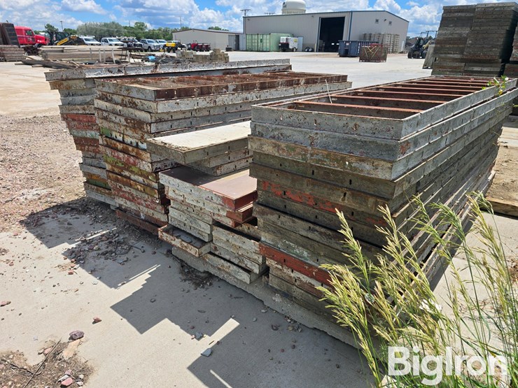8'-concrete-wall-forms-image-7
