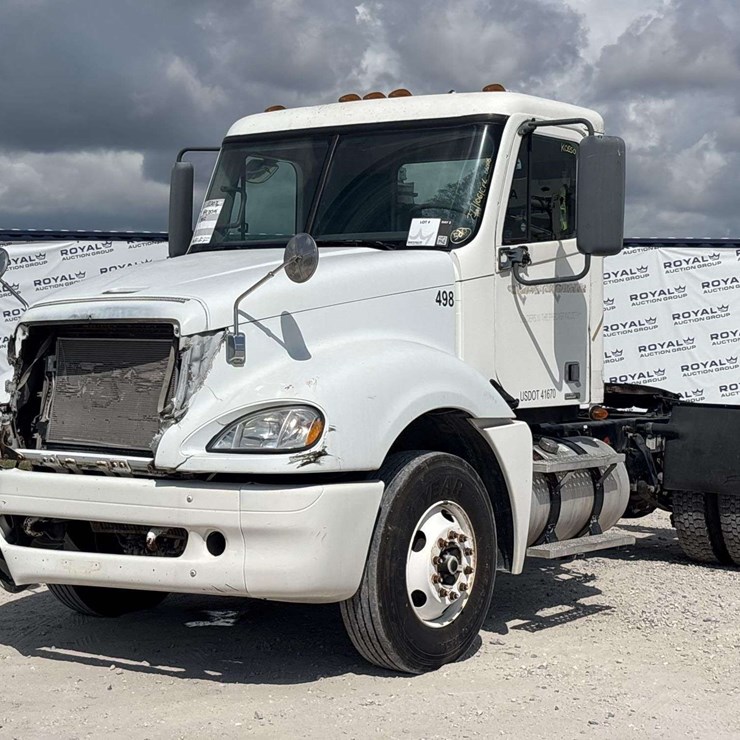 2007 FREIGHTLINER COLUMBIA 120