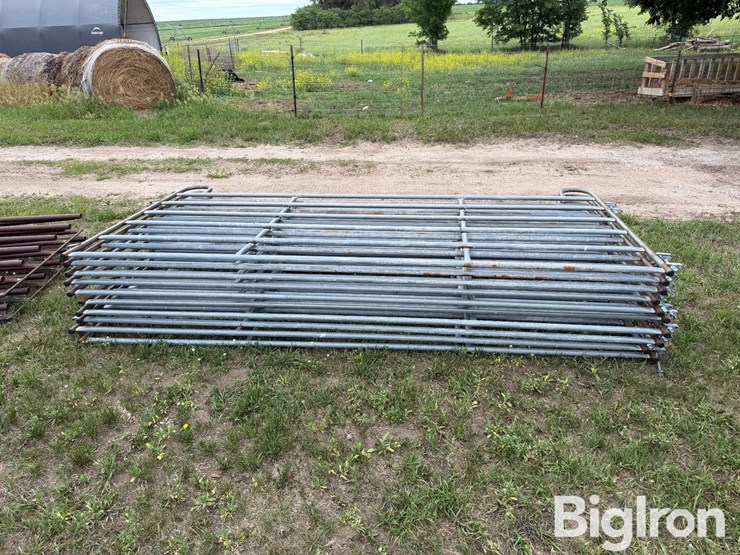 10'-portable-panels-image-6