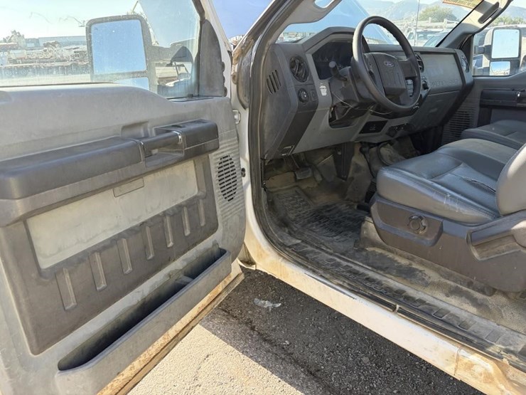 2011-ford-f250-image-12