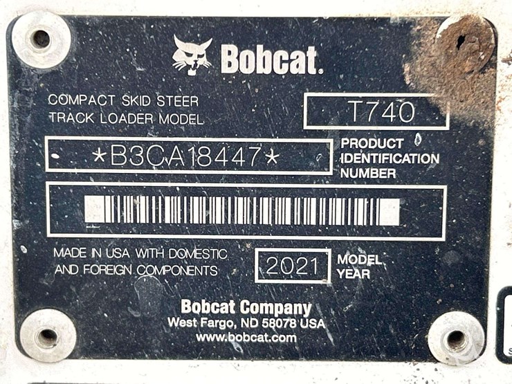 2021-bobcat-t740-image-5