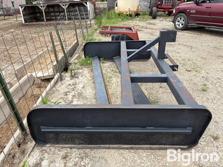 3-pt-land-plane-image-4