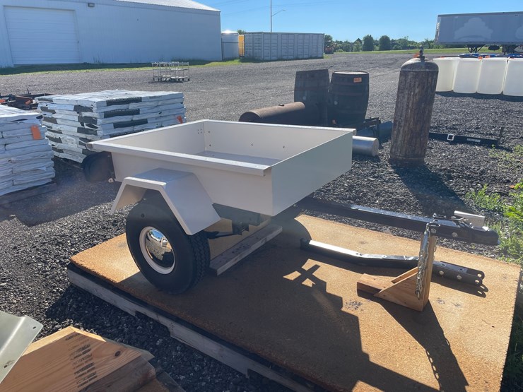 #2869-•-small-white-utility-trailer-(no-title)-image-5